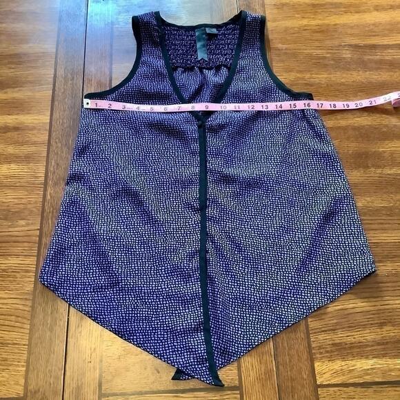 PETTICOAT ALLEY Purple Lightweight Button Up Sleeveless Blouse Size Small - Picture 4 of 6